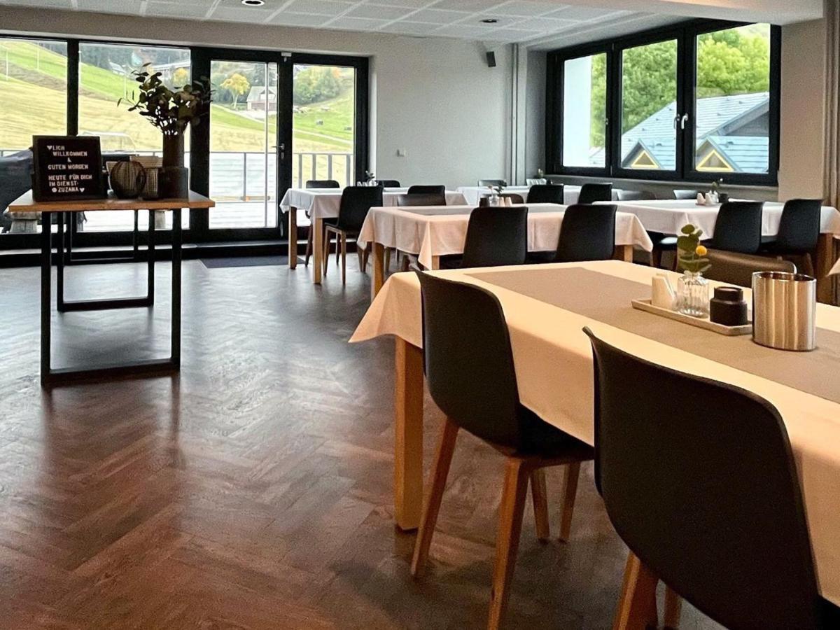 K1 Sporthotel - Bike & Ski Inklusive Hotel Oberwiesenthal Exteriör bild